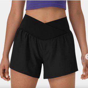 Breezeful High Waisted Crossover Side Pocket 2-in-1 Yoga Shorts 4"